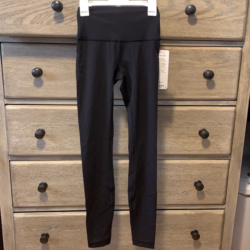 Lululemon Wunder Under Tight Hi-Rise Size 2 Black